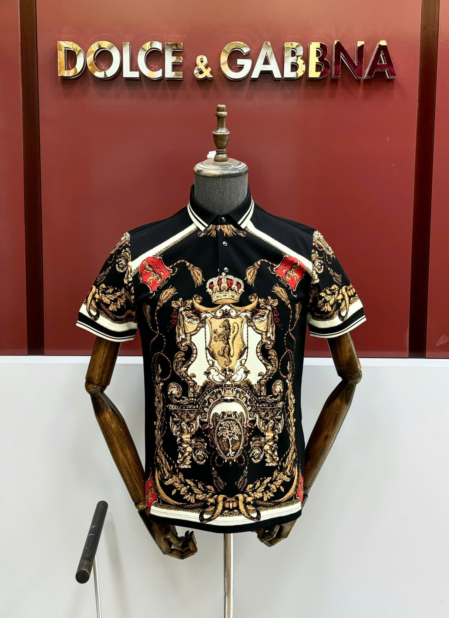 Áo polo Dolce Gabbana DG Đen họa tiết quý tộc luxury kẻ viền Trắng Like Auth 1-1 on web CD